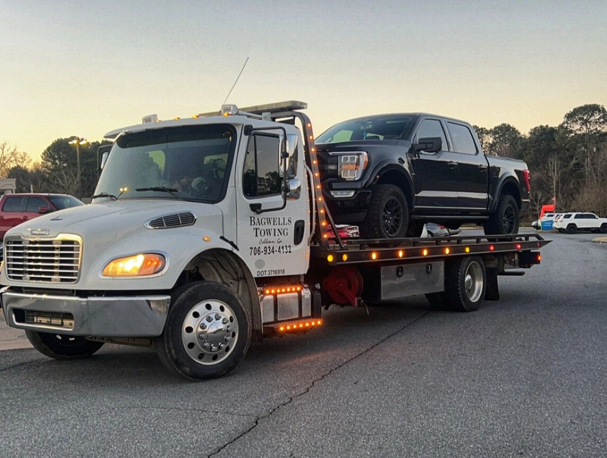 Bagwells Towing LLC logo