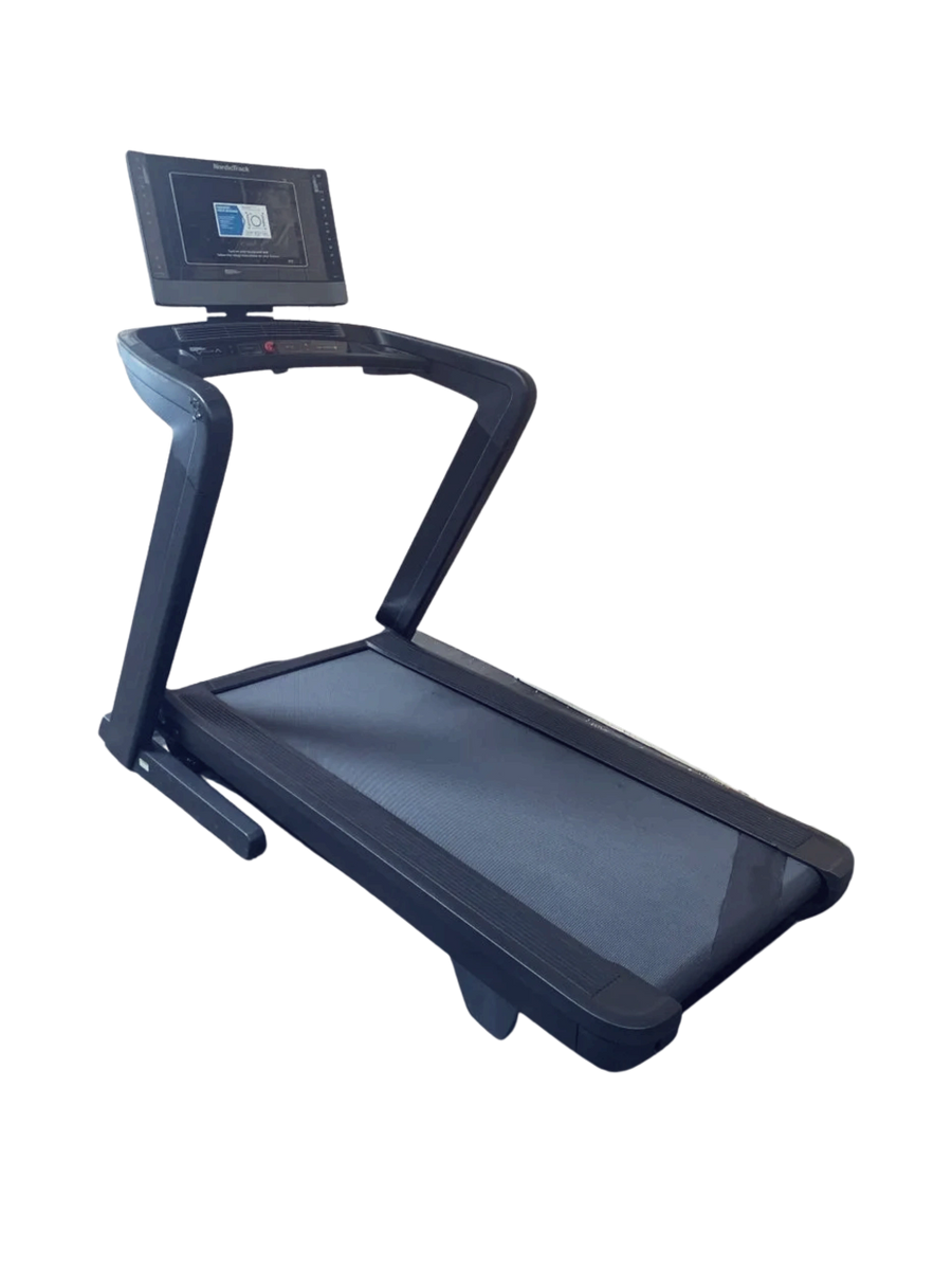 NordicTrack Commercial 1750 Treadmill, FREE SHIPPING (seconds)