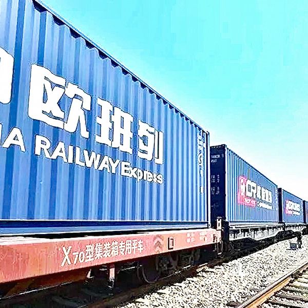 I'm Baseline Logistics Group smart logistics China - Europe Railway Express CRE Growing point