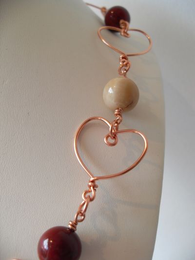 A lovely workshop learning how to make a wirework heart finding with gemstone bead in necklace
