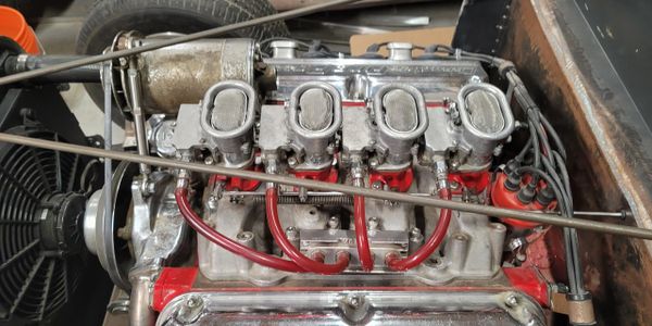 Today we custom made 4 bug screens for these Stromberg 97's 