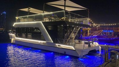 yacht on rent