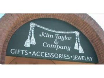 https://www.facebook.com/KimTaylorandCo/