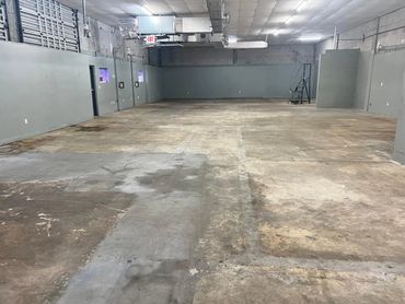CALL 305-687-9666 --- 7000 sqft Industrial Warehouse