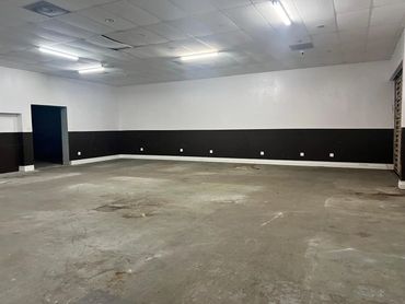 CALL 305-687-9666 --- 7000 sqft Industrial Warehouse
