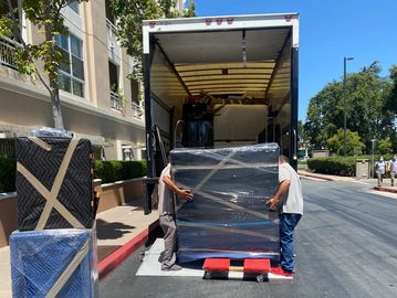 Loading/Unloading 