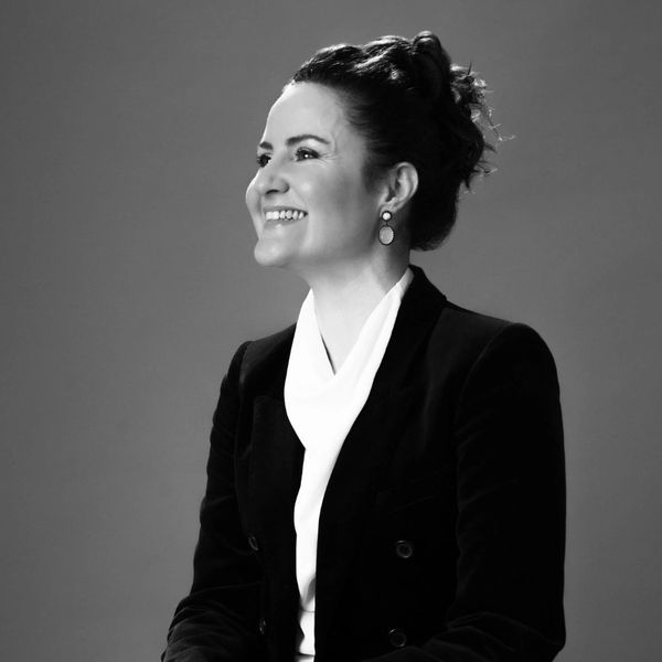 Picture of Dee Lee, founder of Cascais Compass real estate company for people looking to relocate