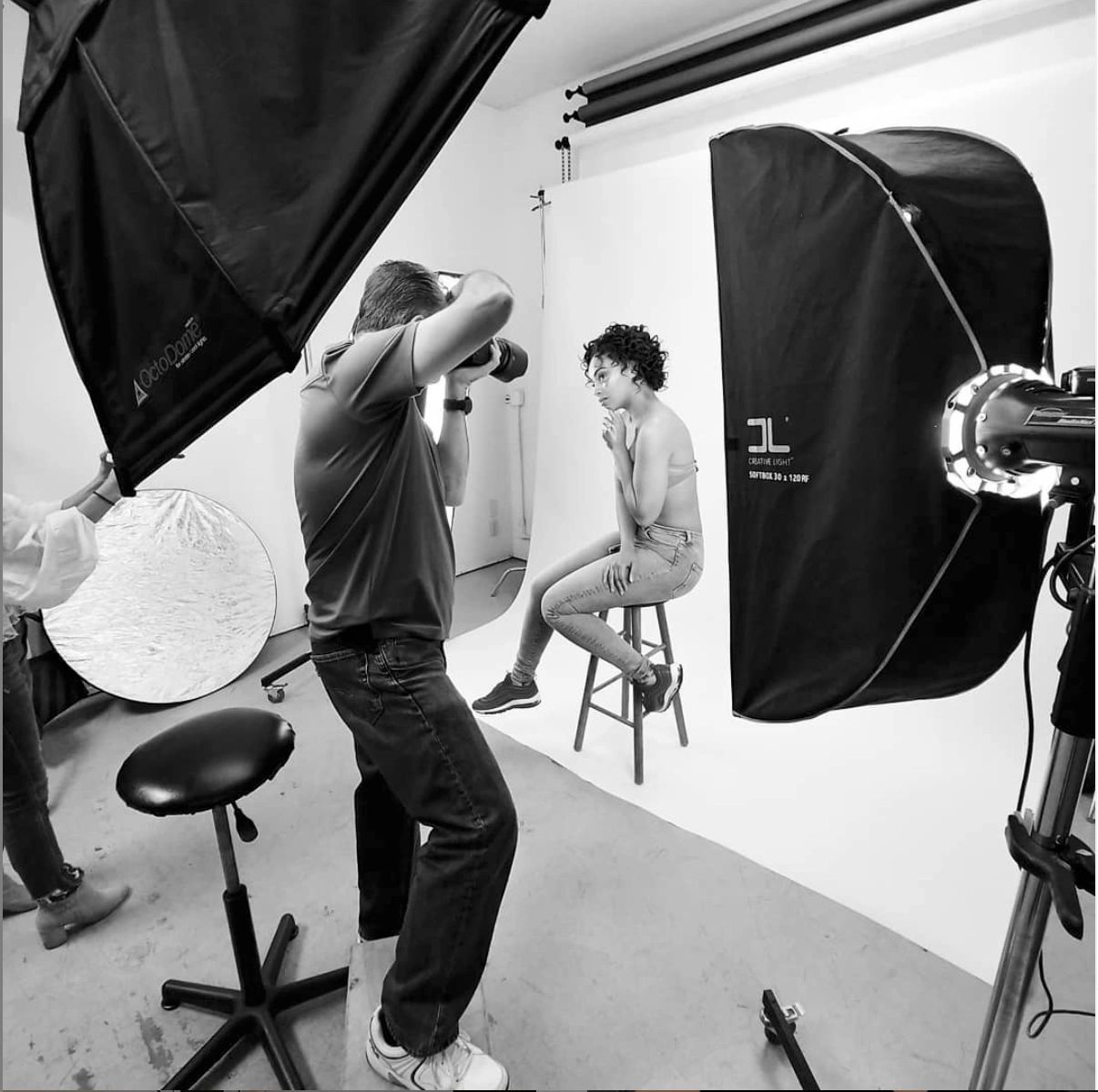 photo studio rentals, book a photo studio, photo studio north hollywood, photo studio in Los Angeles