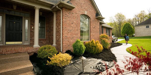 Professional Mulch Installation Penfield NY