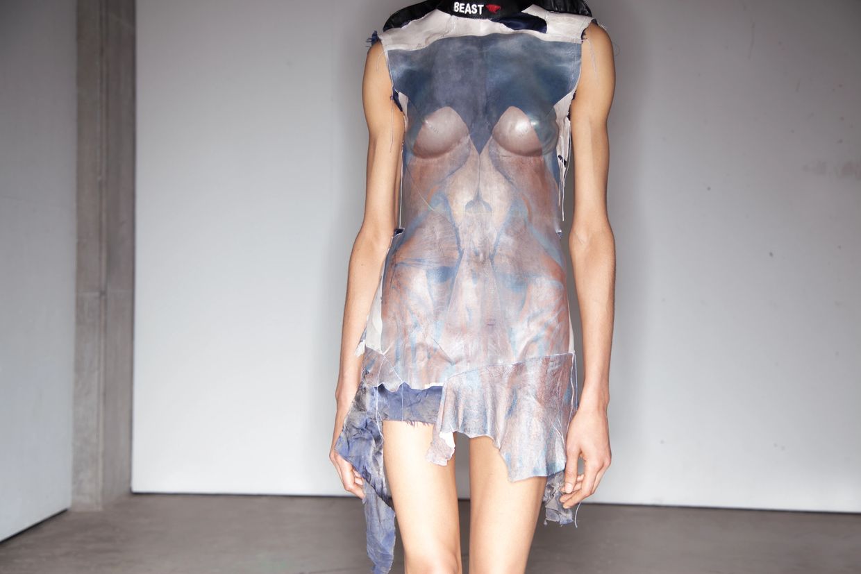 Negative Dress
LIZA KEANE
London-based eponymous brand
subversive femininity

