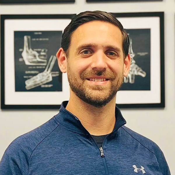 Dr. John Mischel
Fenton missouri chiropractor
Mischel Family Chiropractic