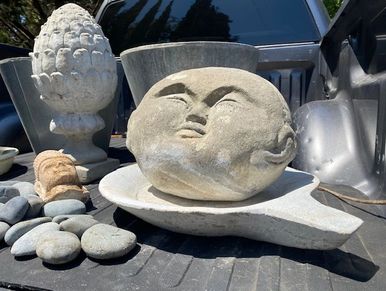 Garden statuary + pottery at an estate sale in Berkeley, Alameda County, Bay Area, CA - Mercanti