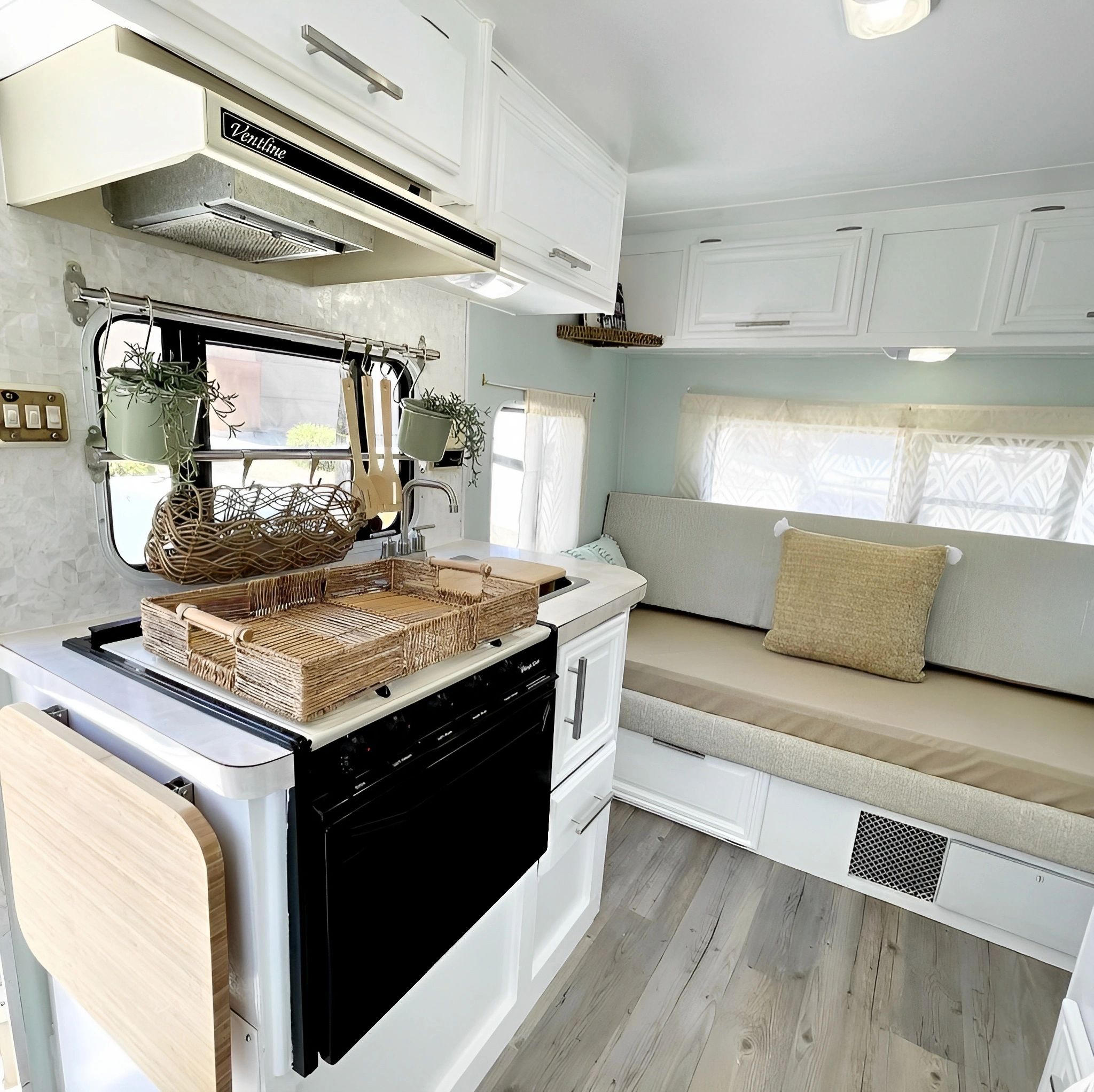 Top 5 reasons to Renovate your RV