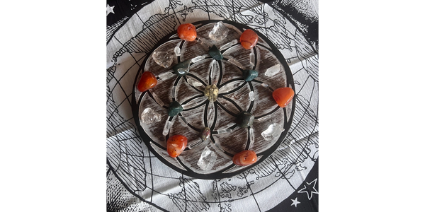 Crystal grid, sacred geometry, clear quartz, carnelian crystals, bloodstone jasper, citrine, crystal