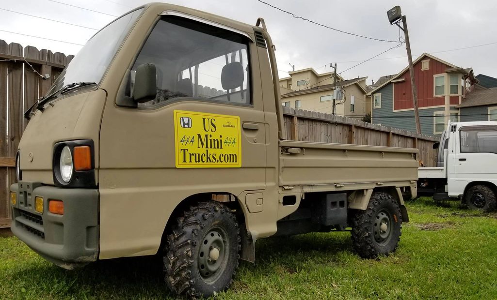 Subaru Sambar 
4WD 
Minitruck
japanese kei truck