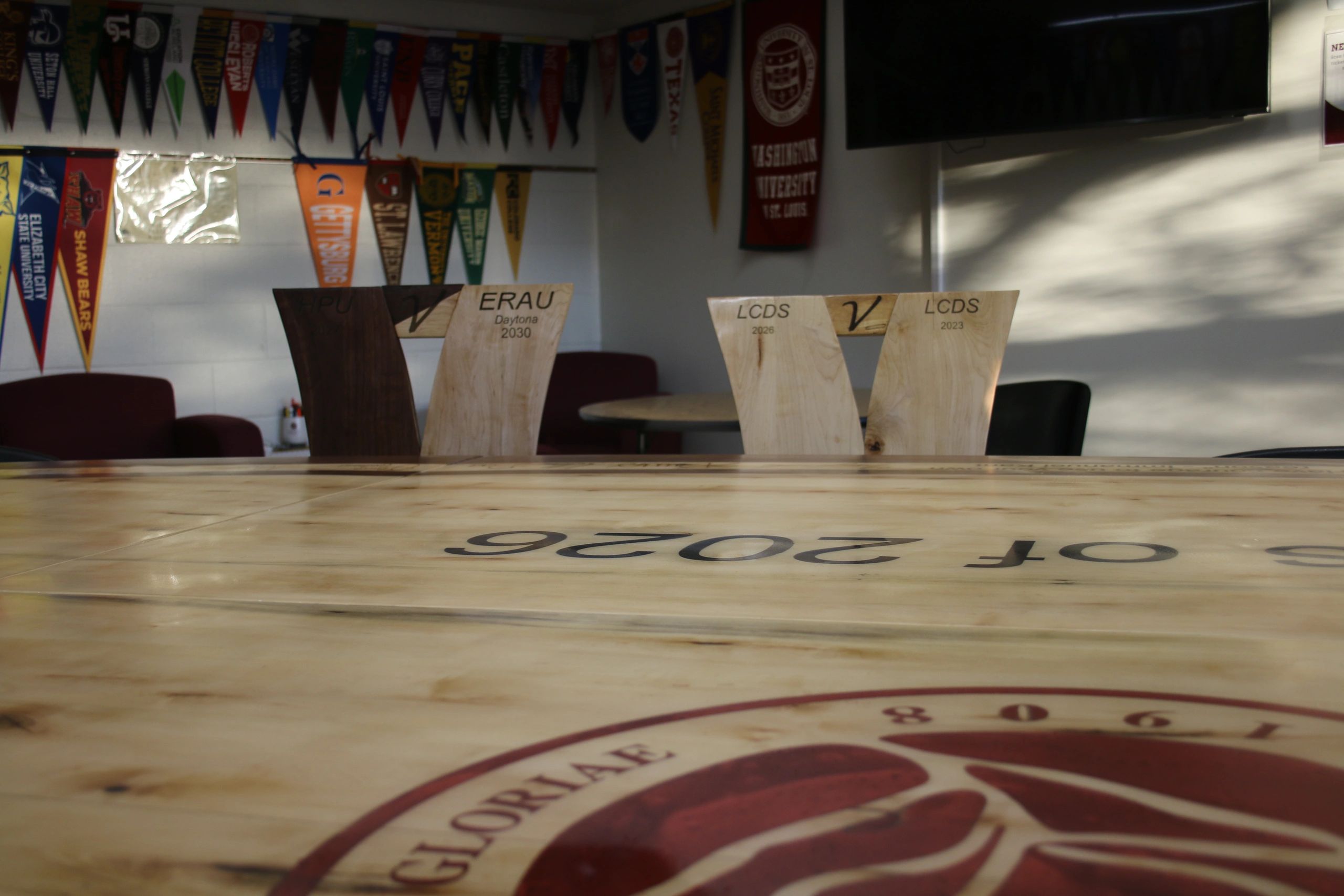 Custom Classroom Furniture | Discussion Tables & Chairs
