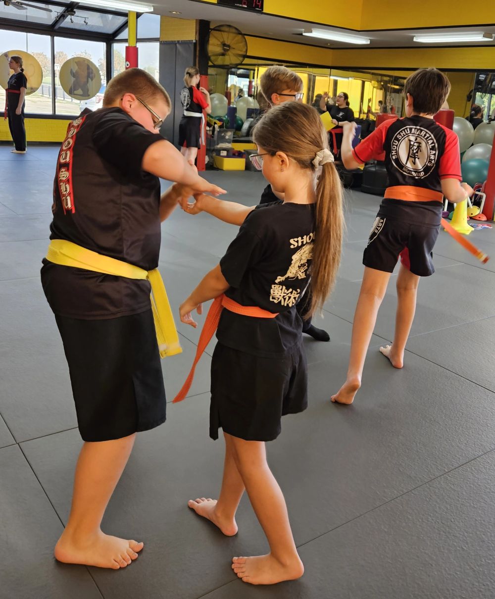 Partner drill working grips and control