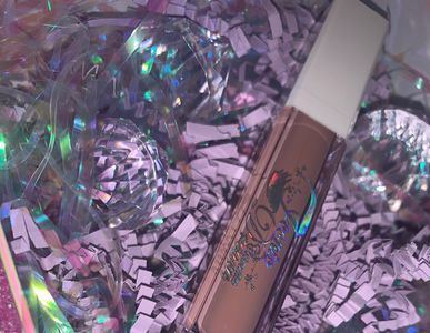 nude lipgloss