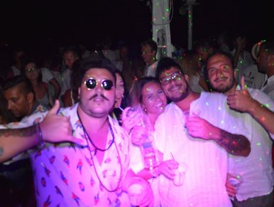 Explore cruises with us with Lefkada Cruises with many Nidri cruises & Vasiliki cruises as well as Zakynthos cruises showcasing the very best of Zante cruises. 