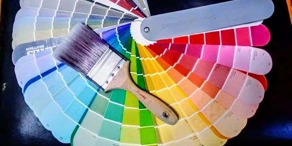 Color wheel paint brush 