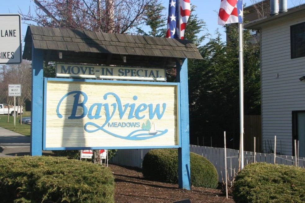 Spacious 1 & 2 Bedroom Apartments for rent Bayview Meadows