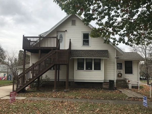 1522 Washington Street, Cedar Falls, Iowa