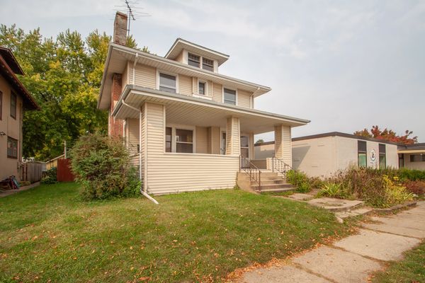 415 1/2 Washington Street, Cedar Falls, Iowa