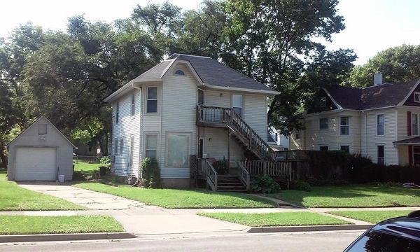 915 Tremont Street, Cedar Falls, Iowa