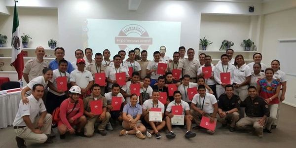 RESSA - Cursos de certificación de Guardavidas