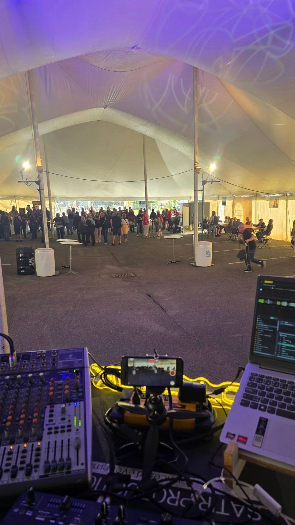 DJ LOUK