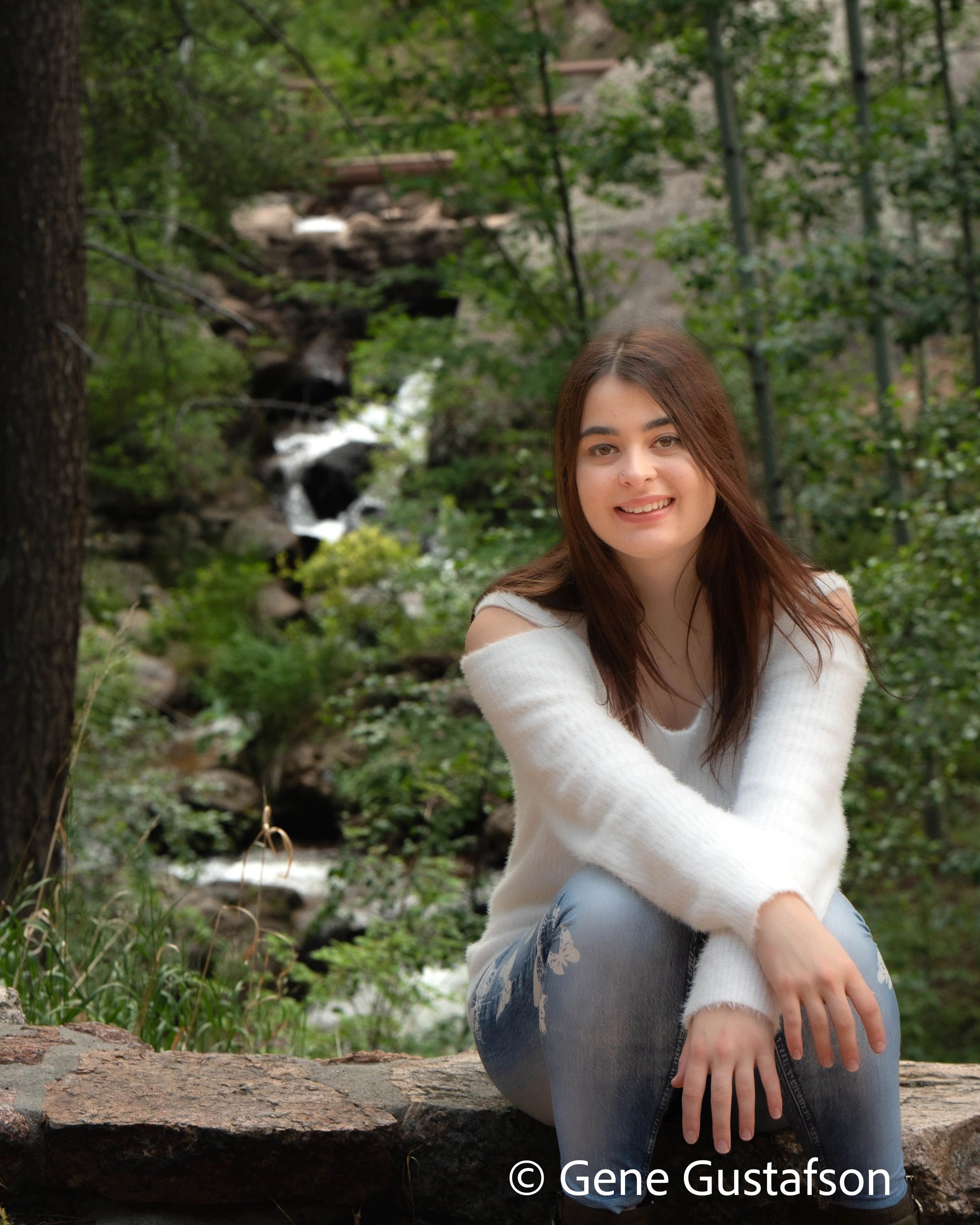 outdoor senior portraits