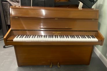 Barrat & Robinson piano for sale in Cheshire, Manchester, Liverpool, North Wales, Chester, Preston