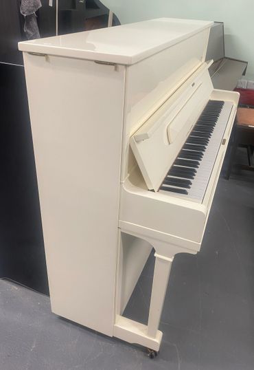 Young Chang upright piano for sale in Cheshire, Manchester, Liverpool, North Wales, Chester, Preston
