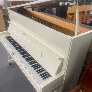 Young Chang upright piano for sale in Cheshire, Manchester, Liverpool, North Wales, Chester, Preston