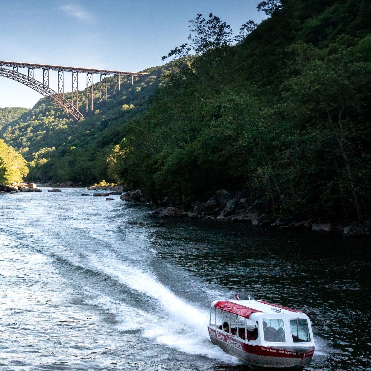 Jet Boat Trips New River Gorge National Park - New River Jet Boats