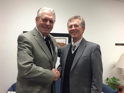 Mayor Dan Bell with KY State Representative Tom Kerr.