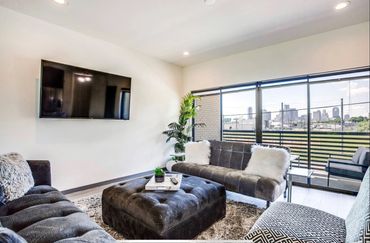Heavy-duty aluminum sliding door