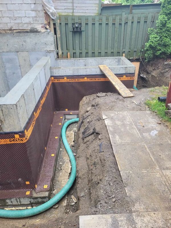 Pose de drain français et membrane.