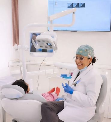 Friendly dental care and patient consultation at Vedanta Smiles Gurgaon