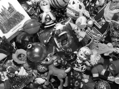 Group of holiday collectibles.