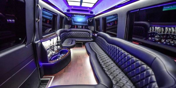 Stretch limo, party busses for rent and limousine rentals near me Alimena Limousine Atlanta.