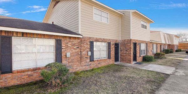 Parkway Terrace Apartments - Tupelo, MS