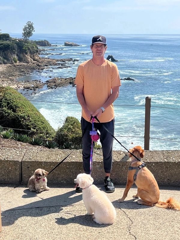 Tommy Stark, The Dog Director, Orange County canine behaviorist