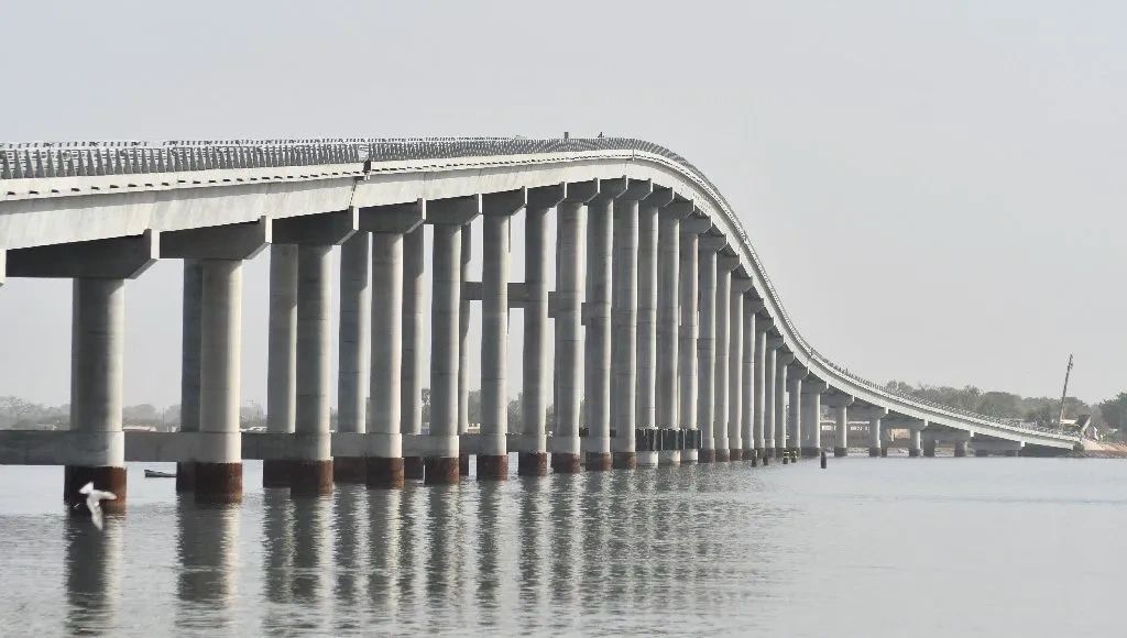 Pont à Péage Nelson Mandela L’édifice long de plus d’un km
