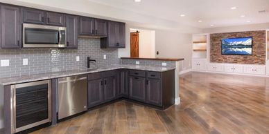 Stylish kitchen renovation in Dallas, Texas - modern design, elegant finishes, and sleek appliances.