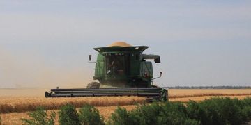 Custom Harvest Kansas Combine