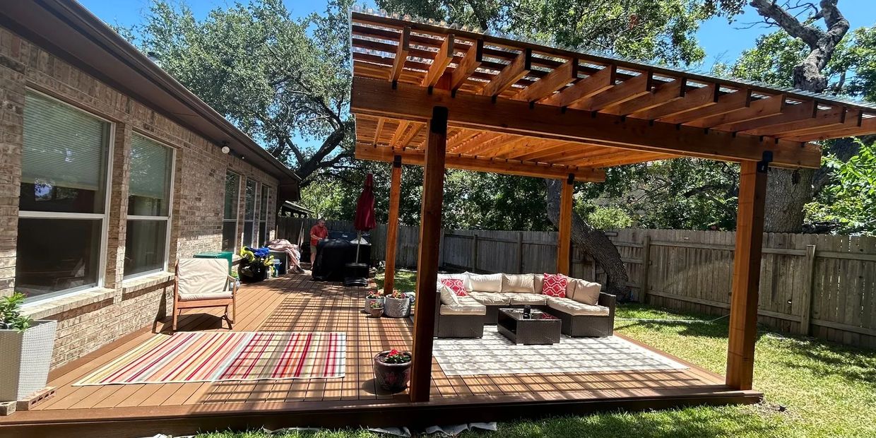 Pergola Builder FishHawk, Barn Builder Lithia, Odessa Florida, Deck & Dock Builder Tampa, Plant City