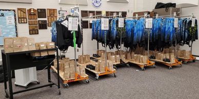 L'Anse Creuse Band Uniform Prep

Marching Lancers