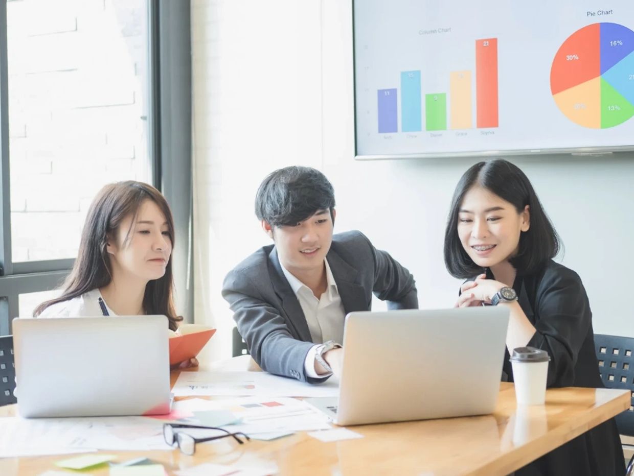 Temel ve ileri düzeyde spss eğitimi ve spss amos ile yapısal eşitlik modellemesi vb. eğitimler
