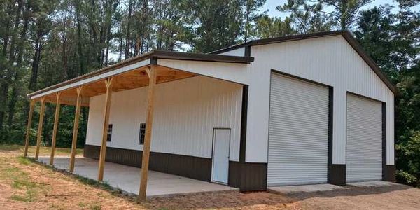 Custom 2 bay pole barn built by Texwin custom buildings.